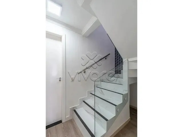 Imagem 15: Sobrado Triplex com 3 Quartos - Bairro Cajuru - para Alugar