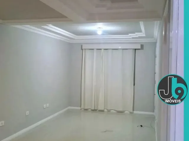 Imagem 7: Sobrado para Alugar no Pinheirinho 160M² com 3 Quartos, 1 Suíte, Amplo Quintal Nos