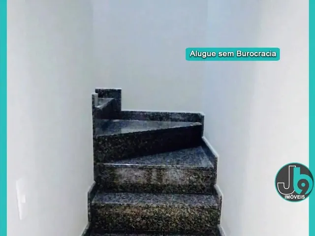Imagem 2: Sobrado para Alugar no Pinheirinho 160M² com 3 Quartos, 1 Suíte, Amplo Quintal Nos