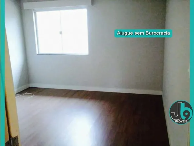 Imagem 4: Sobrado para Alugar no Pinheirinho 160M² com 3 Quartos, 1 Suíte, Amplo Quintal Nos
