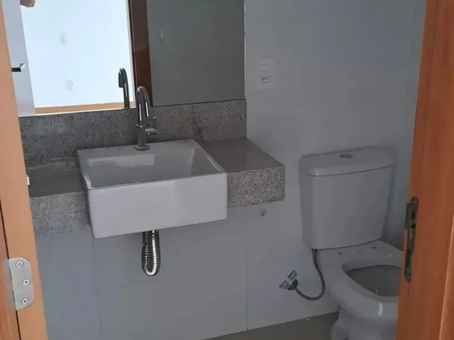 Imagem 4: Imóvel para Aluguel com 100 Metros Quadrados com 3 Quartos em santa Lúcia - Vitória
