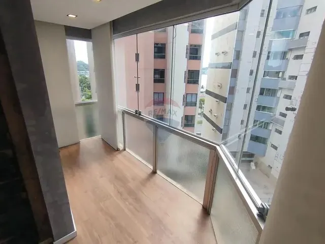 Imagem 3: Apartamento de 3 Quartos, 1 Suite, 3 Banheiros, 2 Vagas de Garagem com Aproximadamente 120