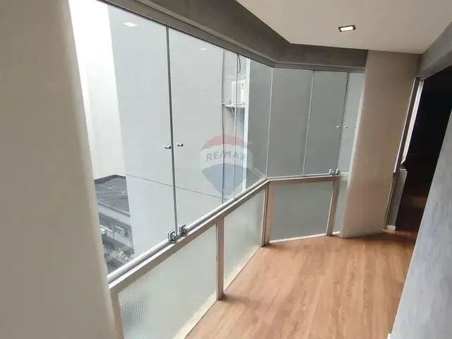 Imagem 11: Apartamento de 3 Quartos, 1 Suite, 3 Banheiros, 2 Vagas de Garagem com Aproximadamente 120
