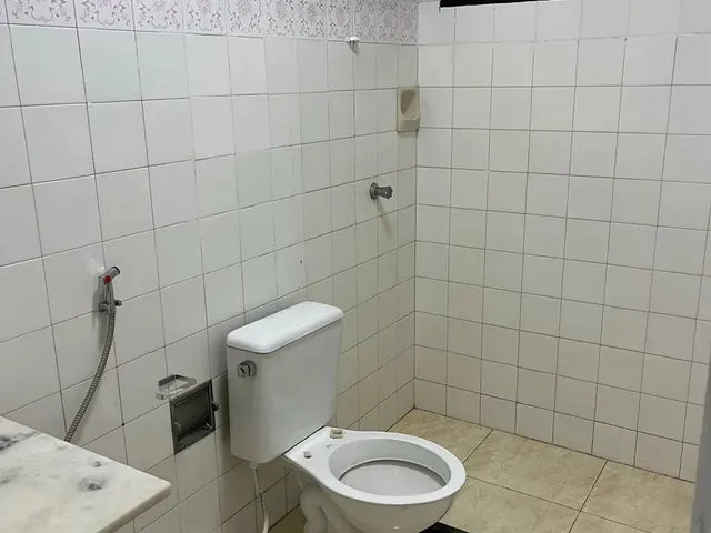 Imagem 3: Apartamento 2 Quartos , Primeiro Andar de Escada Sem Garagem