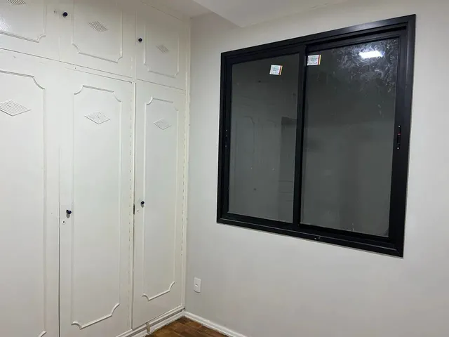 Imagem 5: Apartamento 2 Quartos , Primeiro Andar de Escada Sem Garagem
