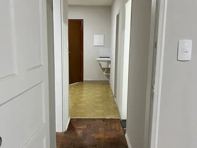 Imagem 8: Apartamento 2 Quartos , Primeiro Andar de Escada Sem Garagem