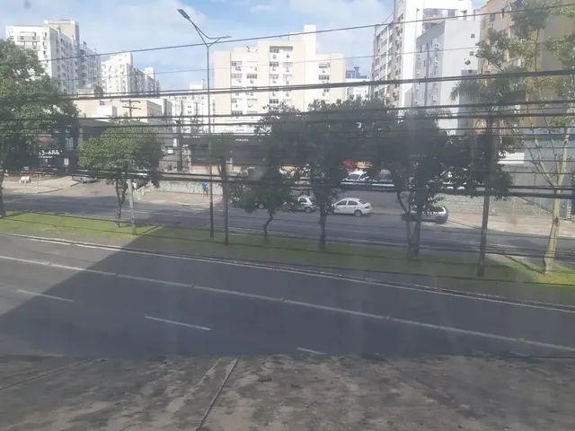 Imagem 11: Sala Comercial com Sobreloja e Banheiro