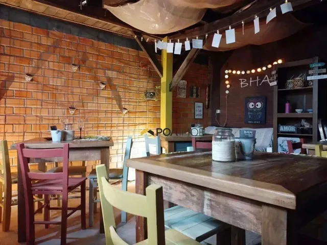 Imagem 1: Hospedaria com Apartamento + 03 Suítes e Restaurante com Cozinha Completa no Coração