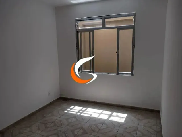Imagem: O apartamento possui 2 Dormitórios, 1 Banheiro, 1 Vaga na