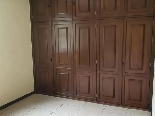 Imagem 3: Imóvel para Aluguel com 85 Metros Quadrados com 3 Quartos em Itaipava - Petrópolis - Rj
