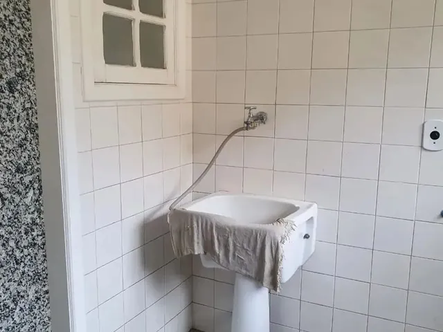 Imagem 2: Imóvel para Aluguel com 85 Metros Quadrados com 3 Quartos em Itaipava - Petrópolis - Rj