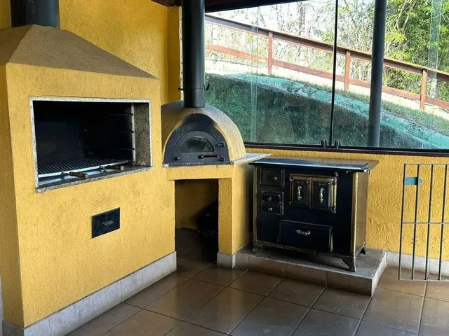 Imagem 6: Imóvel para Aluguel com 85 Metros Quadrados com 3 Quartos em Itaipava - Petrópolis - Rj