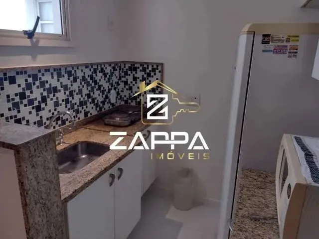 Imagem 8: Excelente Flat Residencial Reformado na Quadra da Praia, Composto De: Sala Espaçosa
