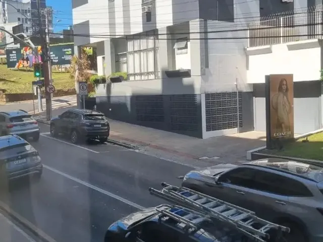 Imagem 3: Sala Comercial Térrea no Centro a Poucos Metros da Praça do Congresso Medindo 35,00M²