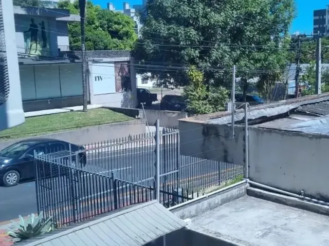 Imagem 9: Sala Comercial Térrea no Centro a Poucos Metros da Praça do Congresso Medindo 35,00M²