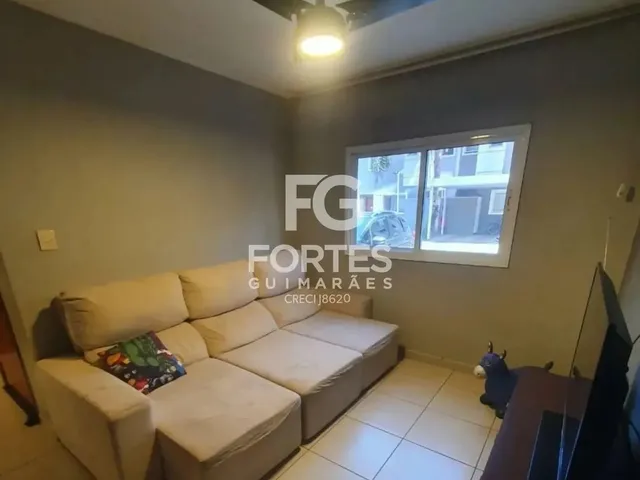 Imagem: A casa possui 2 Dormitórios, 3 Banheiros, 2 Vagas na