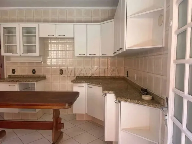 Imagem 3: Sobrado com 3 Dormitórios,1 Suíte, 3 Banheiros, com Jardim, 2 Vagas de Garagem