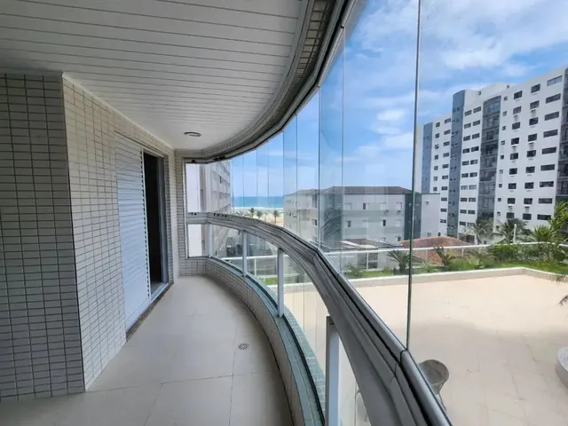 Imagem: O apartamento possui 2 Dormitórios, 2 Suítes, 1 Banheiro,