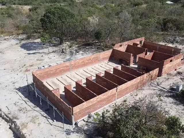 Imagem: Chácara 15000M², Construção (Acaba)