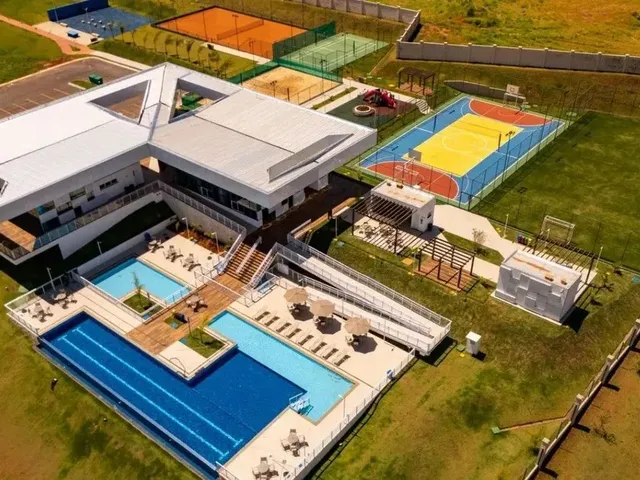 Imagem: Lote de Esquina com 439 M² no Condomínio