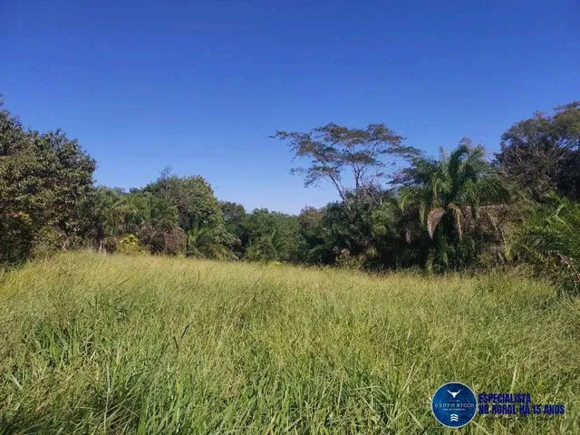 Imagem: O terreno possui 100m² de Área e está localizado em