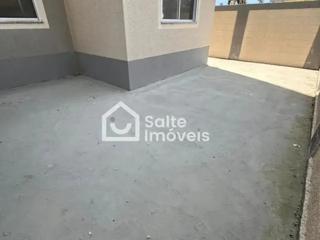Imagem 2: Apartamento Térreo de 2 Quartos (1 Suíte) em Ponta de Campina com Área Privativa
