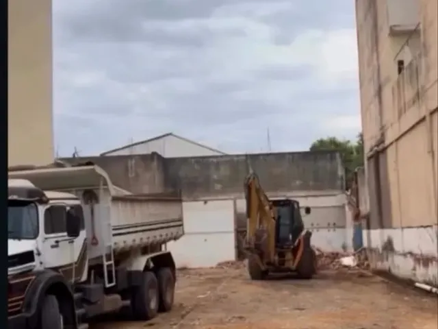 Imagem: Vendo Terreno Comercial Centro de Montes