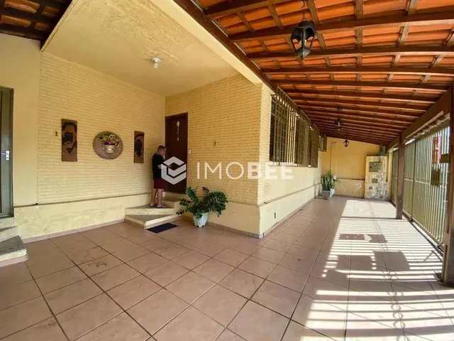 Imagem: Casa com 3 Quartos e 360M² À Venda no