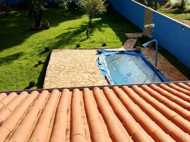 Imagem: Sitio com Piscina em Condominio Fechado