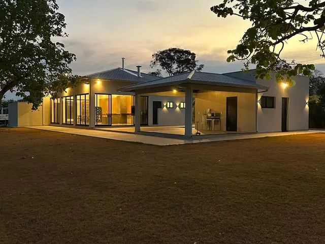 Imagem: Vendo Excelente Casa em Condomínio Fechado