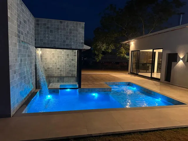 Imagem 3: Vendo Excelente Casa em Condomínio Fechado