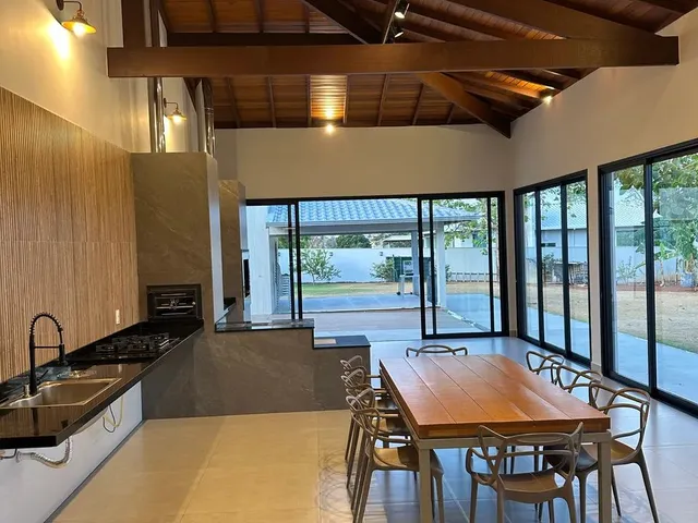 Imagem 7: Vendo Excelente Casa em Condomínio Fechado