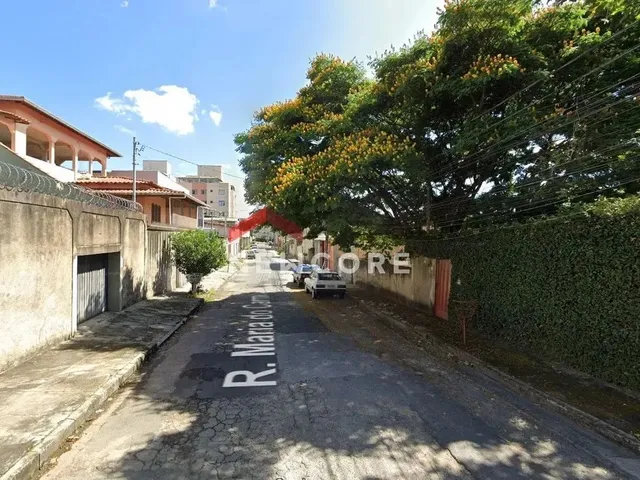Imagem: Lote em Rua Maria do Carmo - Parque Maracanã