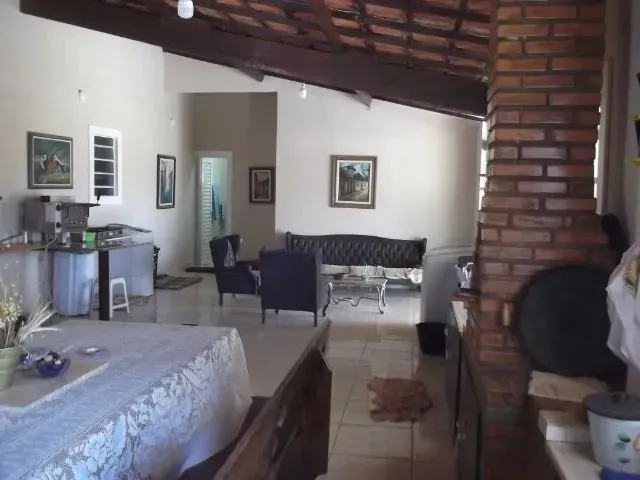 Imagem 2: Sitio 20.000M² Bem Localizado, com Sauna, Piscina, Poço de Peixe Artificial