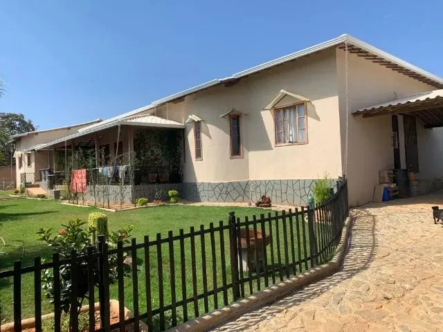 Imagem: Sitio 2500M², Condomínio, 2 Casas, Área