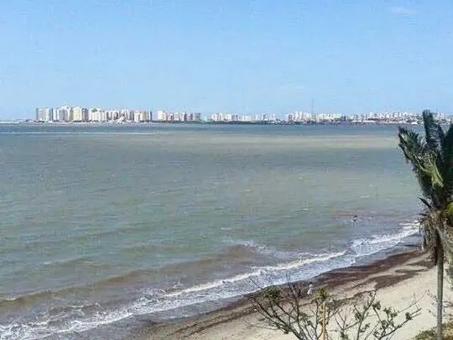 Imagem: Terreno na Praia. Frente para Península