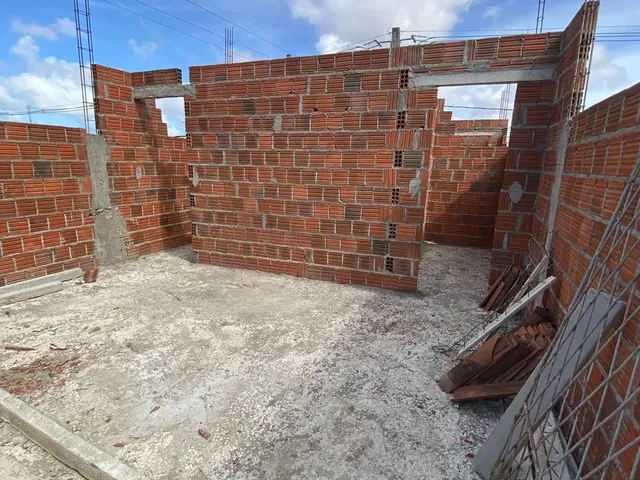 Imagem 8: Prédio em Via Principal do Bairro