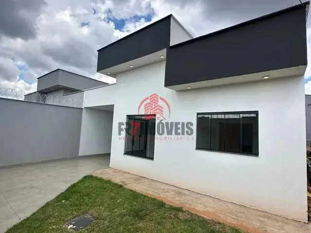 Imagem: Casa com Amplo Quintal de Esquina 3Q com