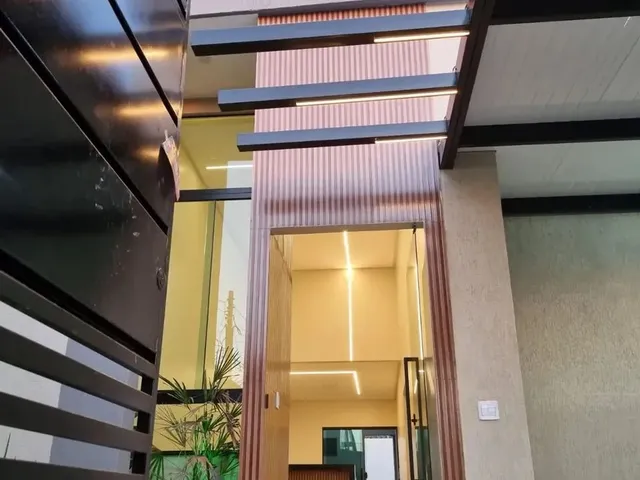 Imagem 1: Casa Moderna com 3 Quartos (1 Suíte) À Venda Setor Cândida de Morais