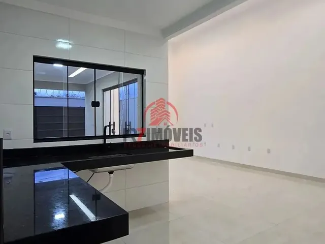 Imagem 14: Linda Casa! 2 Quartos Sendo 1S - Pé Direito Alto, Excelente Acabamento e Quintal - Jardim