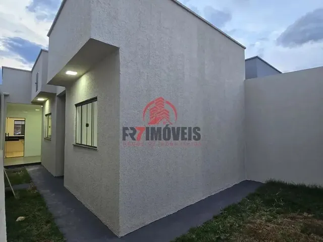 Imagem 11: Linda Casa! 2 Quartos Sendo 1S - Pé Direito Alto, Excelente Acabamento e Quintal - Jardim