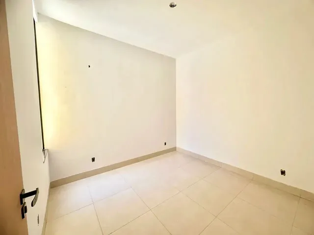 Imagem 10: Imóvel para Venda Possui 80 Metros Quadrados com 2 Quartos em Setor Santos Dumont