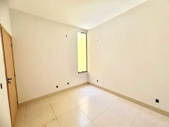 Imagem 11: Imóvel para Venda Possui 80 Metros Quadrados com 2 Quartos em Setor Santos Dumont