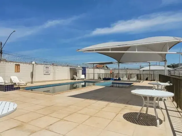 Imagem: O apartamento possui 2 Dormitórios, 1 Banheiro, 1 Vaga na