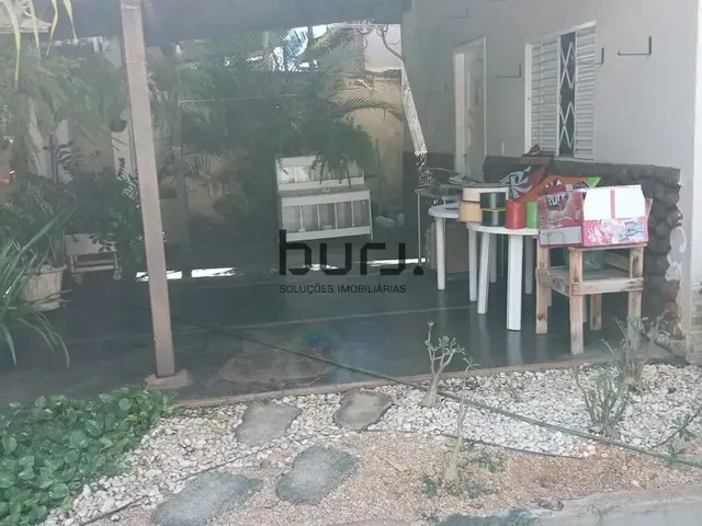 Imagem 4: Casa À Venda em Goiânia, São Francisco, com 3 Quartos, com 450 M²