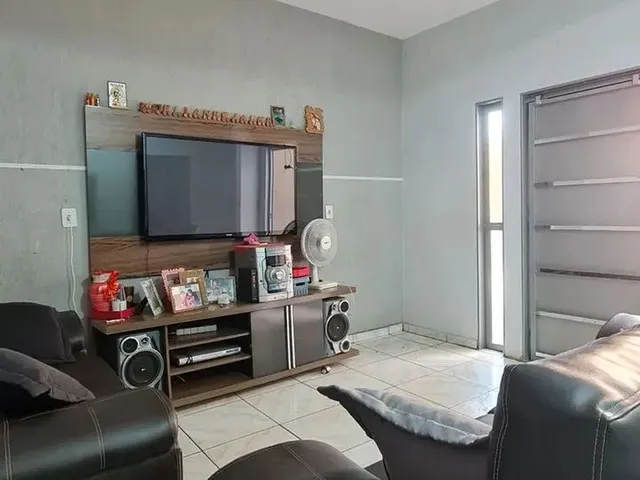 Imagem 9: Excelente Oportunidade de Moradia! o Imóvel Oferece Uma Configuração Confortável