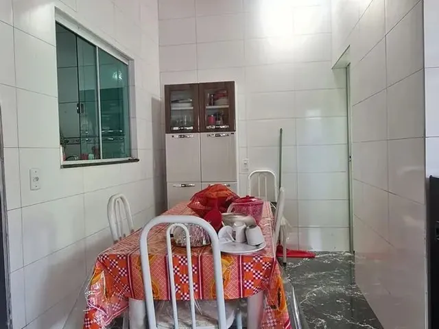 Imagem 16: Excelente Oportunidade de Moradia! o Imóvel Oferece Uma Configuração Confortável