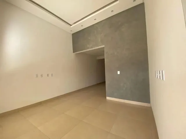 Imagem 6: Casa 3 Quartos - Parque Tremendão Casa de Rua com 3 Quarto(S) e 2 Banheiro(S) À Venda