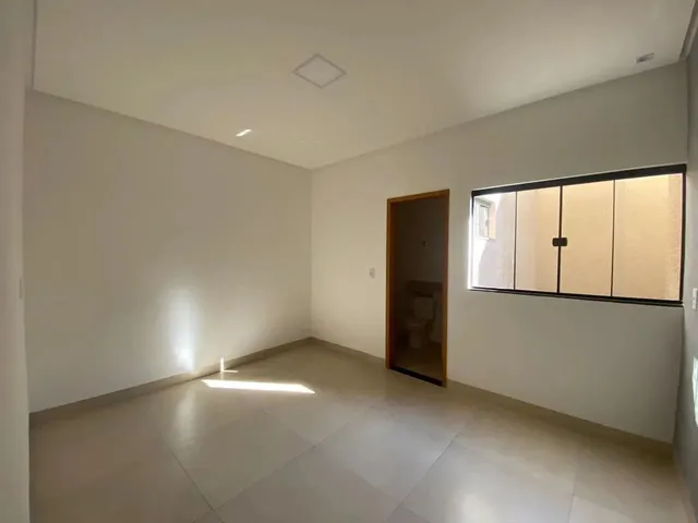 Imagem 7: Casa 3 Quartos - Parque Tremendão Casa de Rua com 3 Quarto(S) e 2 Banheiro(S) À Venda