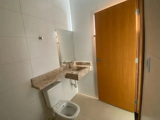 Imagem 10: Casa 3 Quartos - Parque Tremendão Casa de Rua com 3 Quarto(S) e 2 Banheiro(S) À Venda